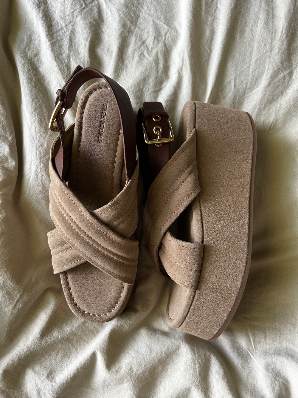 Free People Size 9 Platform Crisscross Sandal in Taupe